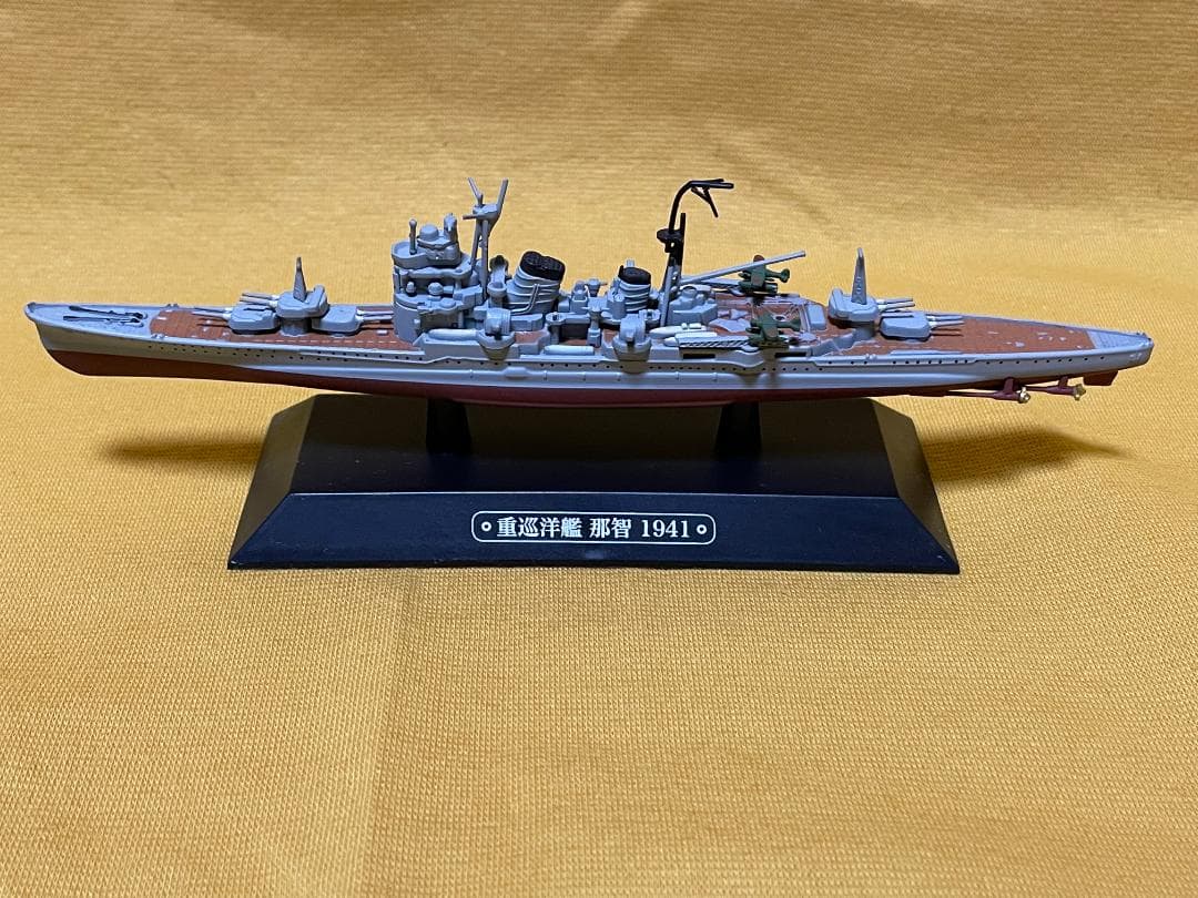 戦艦・重巡洋艦・軽巡洋艦・駆逐艦・航空母艦ミニチュア 18隻