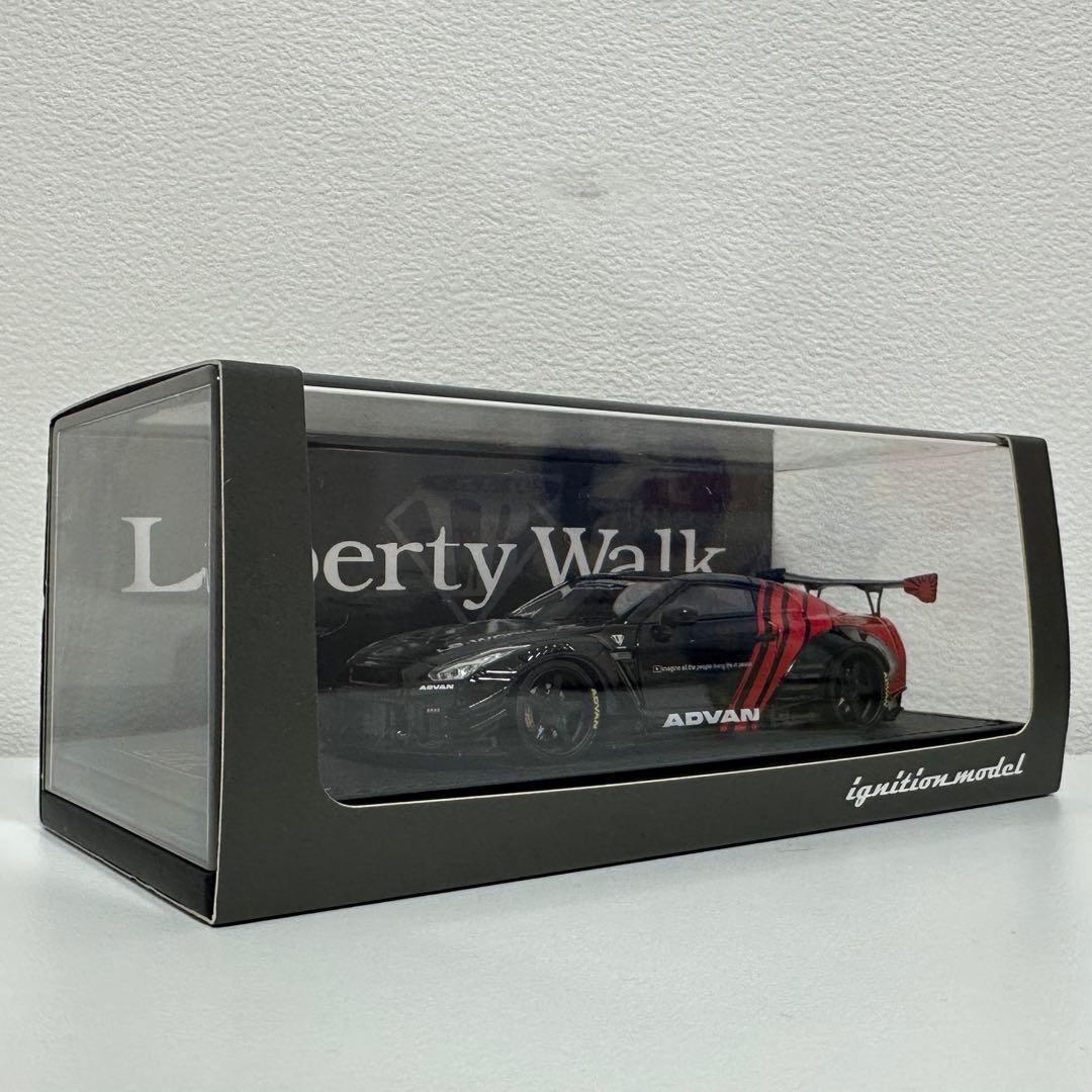 LibertyWalk ignition 35GT-R 黒/赤 アドバン LIBERTY WALK