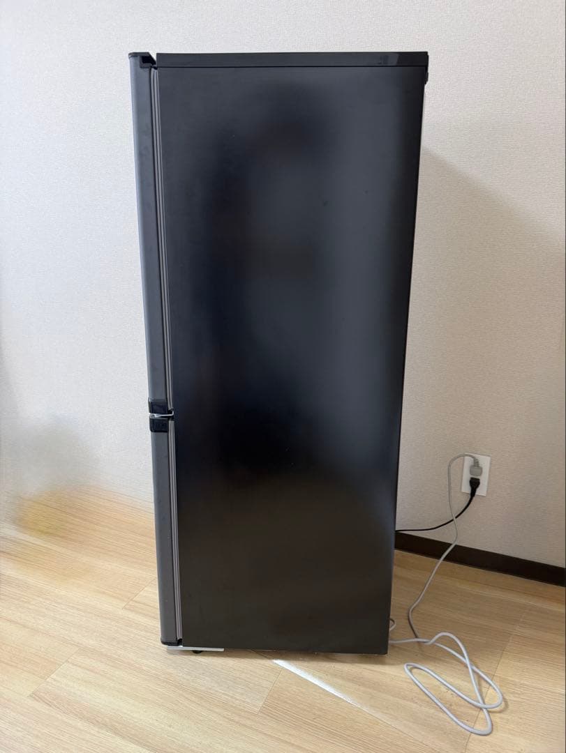 【送料無料】冷蔵庫 140L 右開き JR139HM01 美品