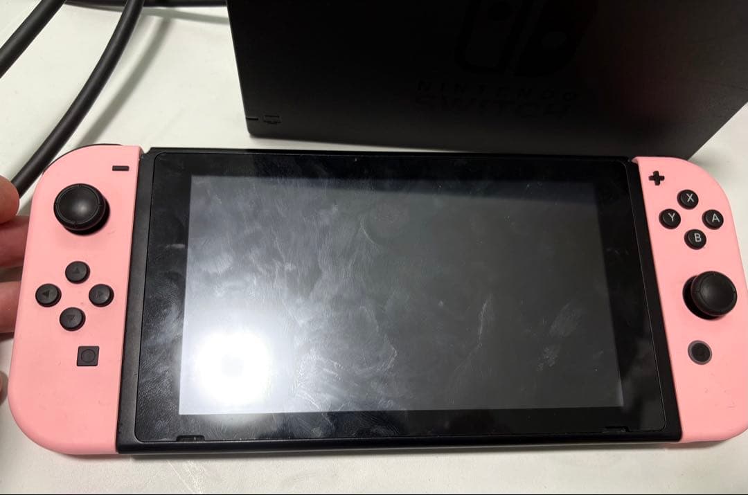 Nintendo Switch Lite ピンク 本体　ジョイコン３つ追加