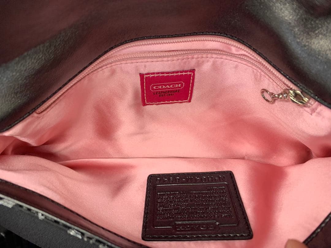 COACH ブラック ハンドーバッグ