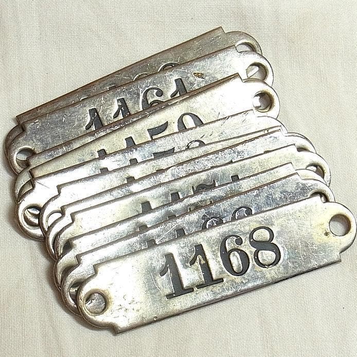 ヴィンテージ 金属ナンバープレート タグ 11枚 USA ／ルーム