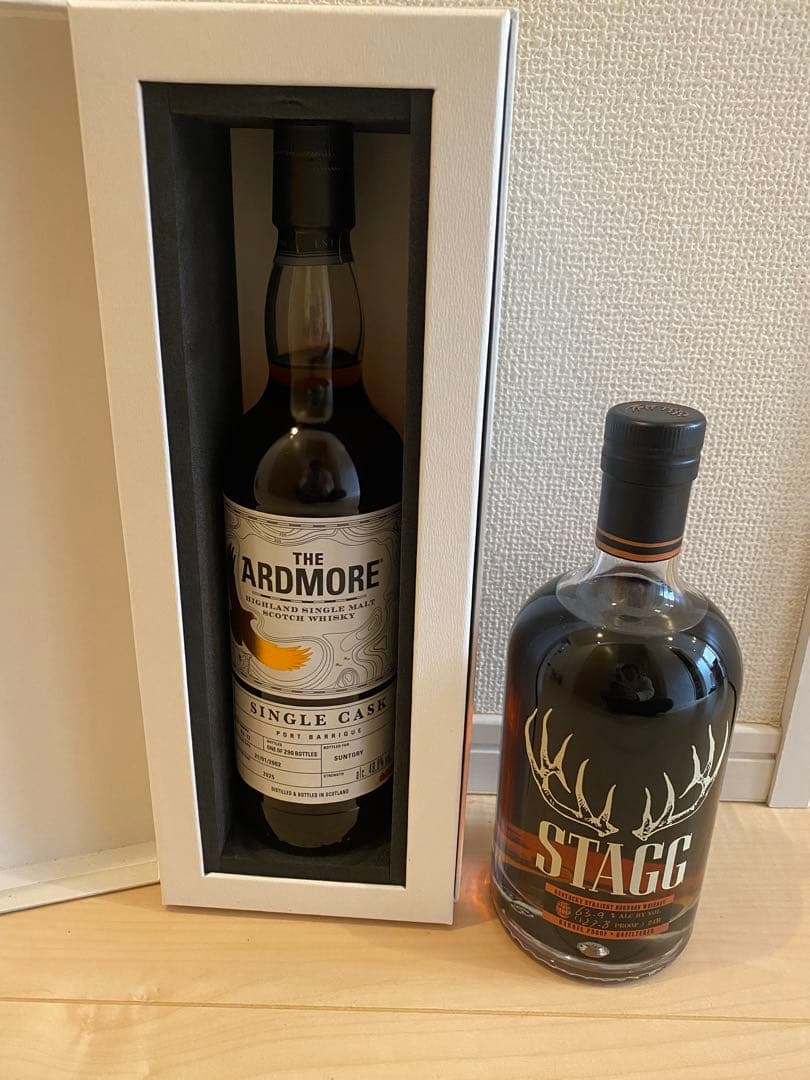 2本セットウィスキー スタッグ ケンタッキー と アードモア シングルカ