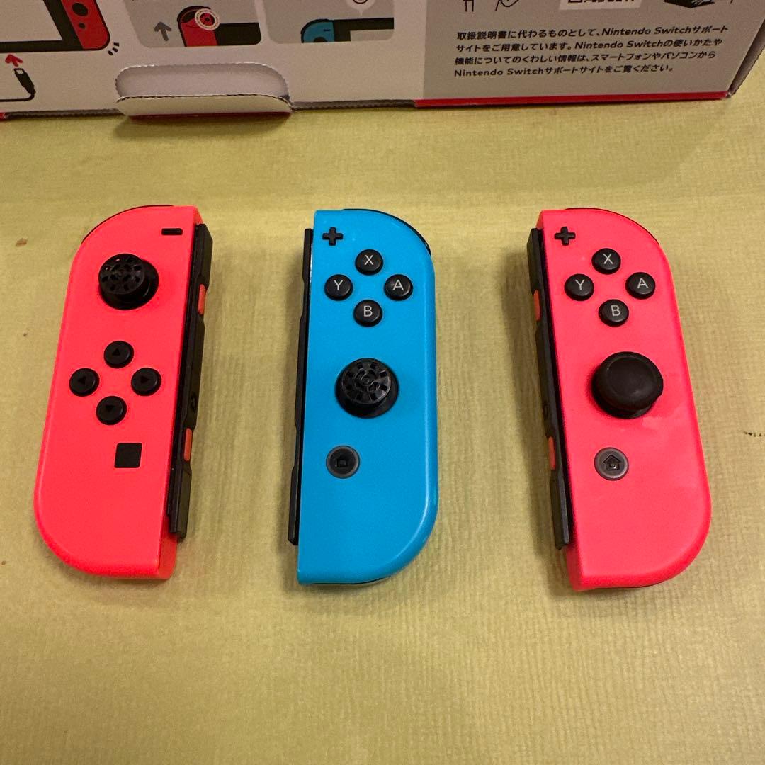 ニンテンドースイッチ　本体　コントローラー3点