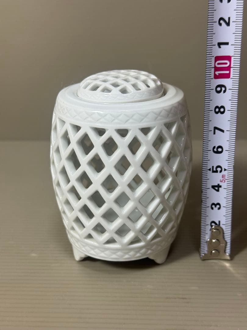 2182 鍋島焼白磁 透かし 香炉