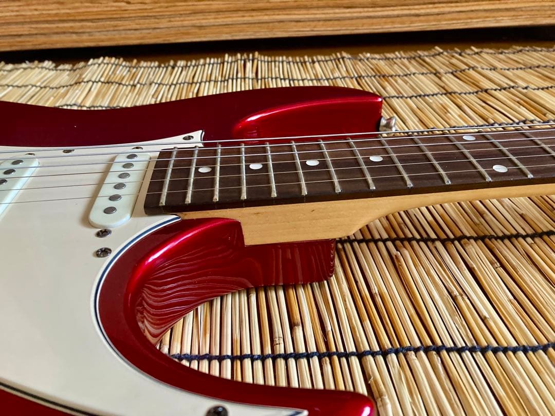 ☆鮮やかなメタリックレッド 新機能満載 Ibanez GIO ST