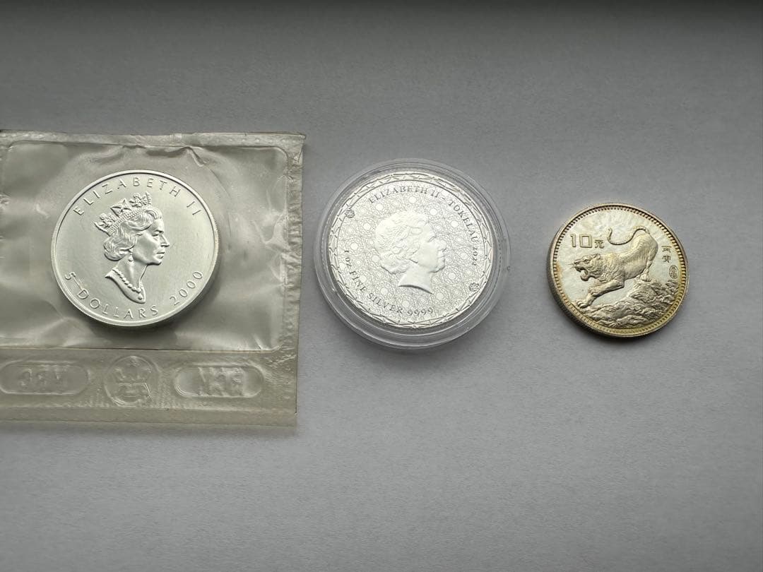 純銀 カナダ銀貨 ユニオン諸島銀貨 1OZ9999純銀 1986年中国虎銀貨3枚