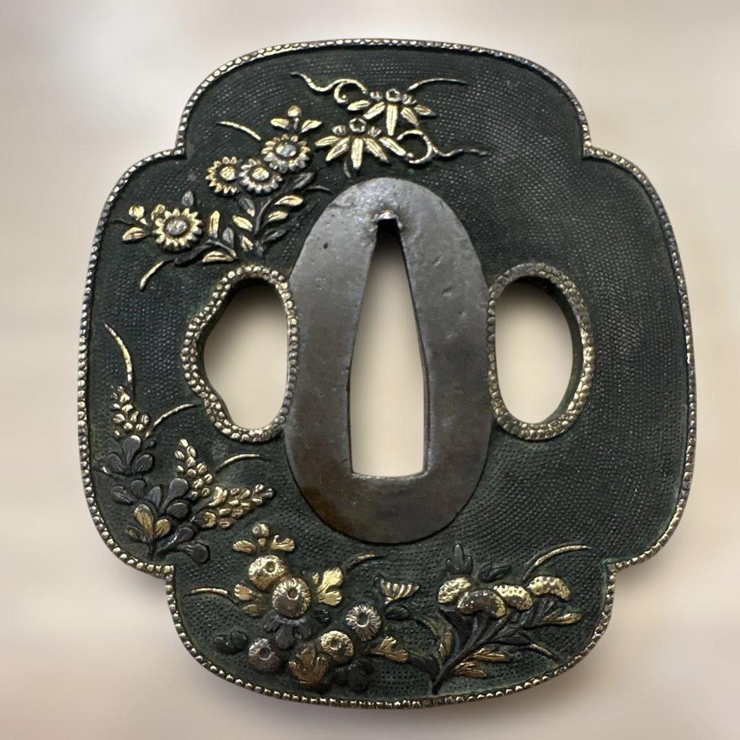 刀装具，秋草紋，秋草圖，鍔（つば）