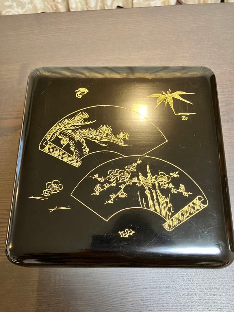お重箱　三段　漆器　70年以上前の物　　伝統工芸