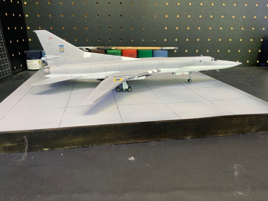 1/144スケールTu22M3中距離爆撃機2機セット