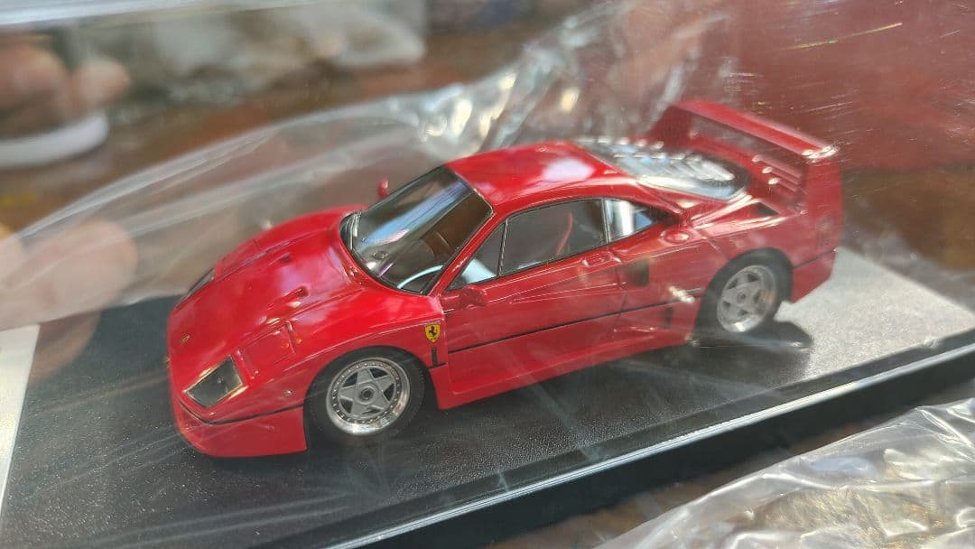 美品MAKE UP FerrariF40.1988 赤 1/43