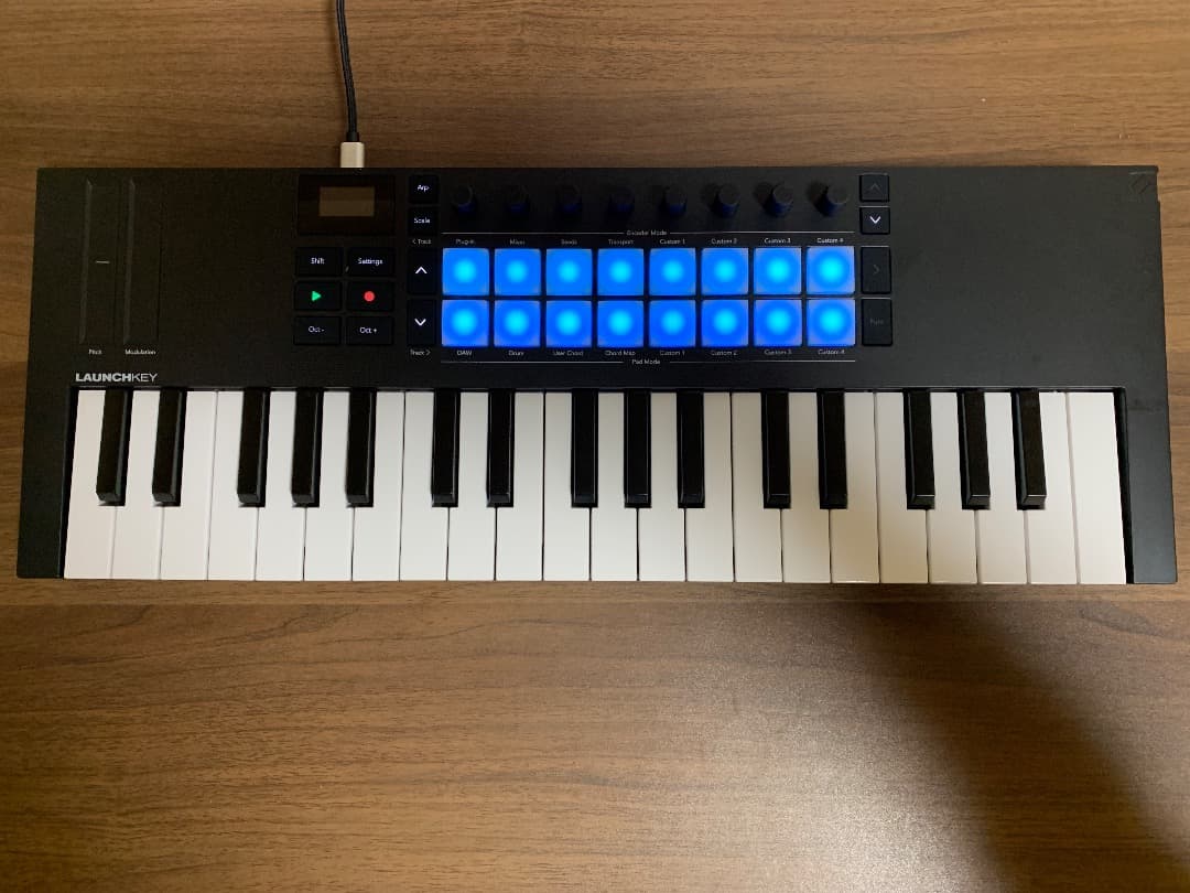 Novation Launchkey Mini 37 MK4 [製品登録解除済] Novation Launchkey