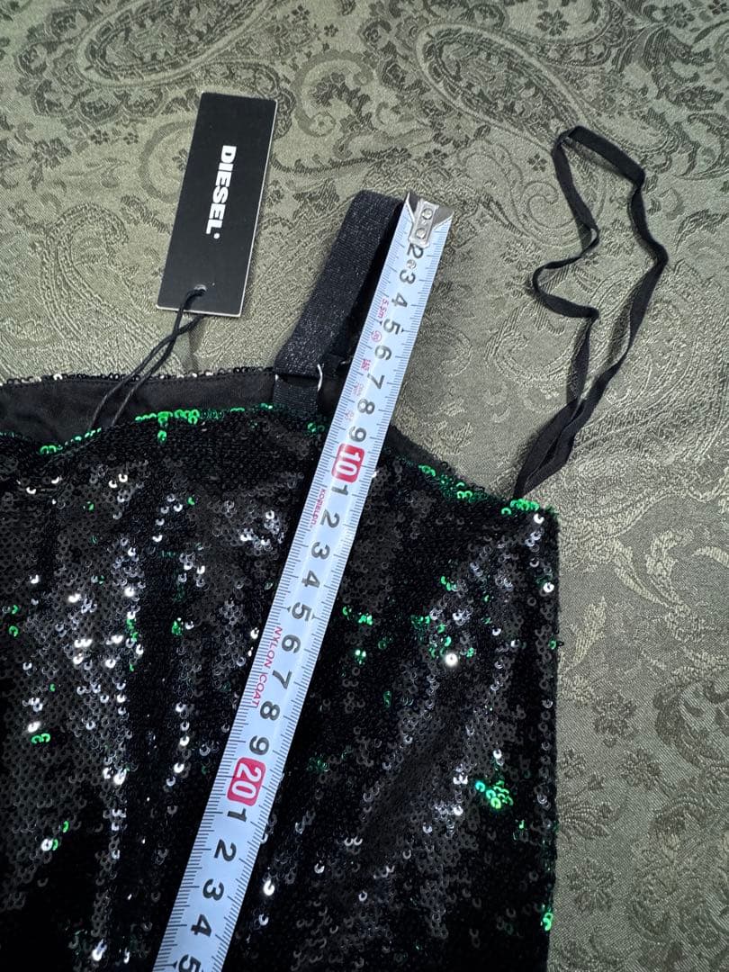 お値下げ中【新品未使用タグ付き】DIESEL総スパンコール ドレス／ワンピース