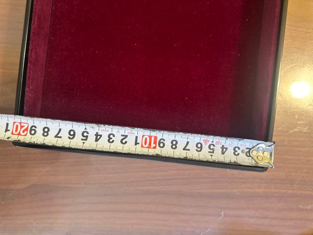 漆器 書類入れ　文箱 金色の松のデザイン