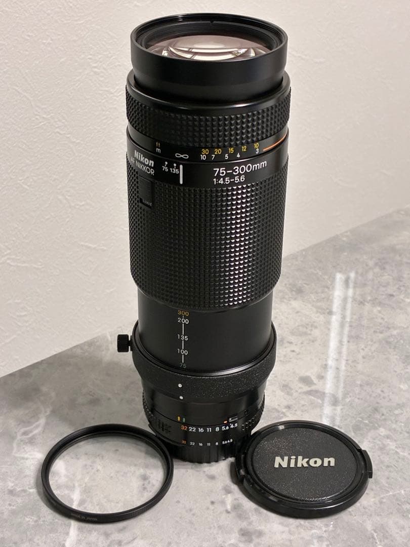 ⭐️極美品⭐️ Nikon AF NIKKOR 75-300mm f4.5-5.6