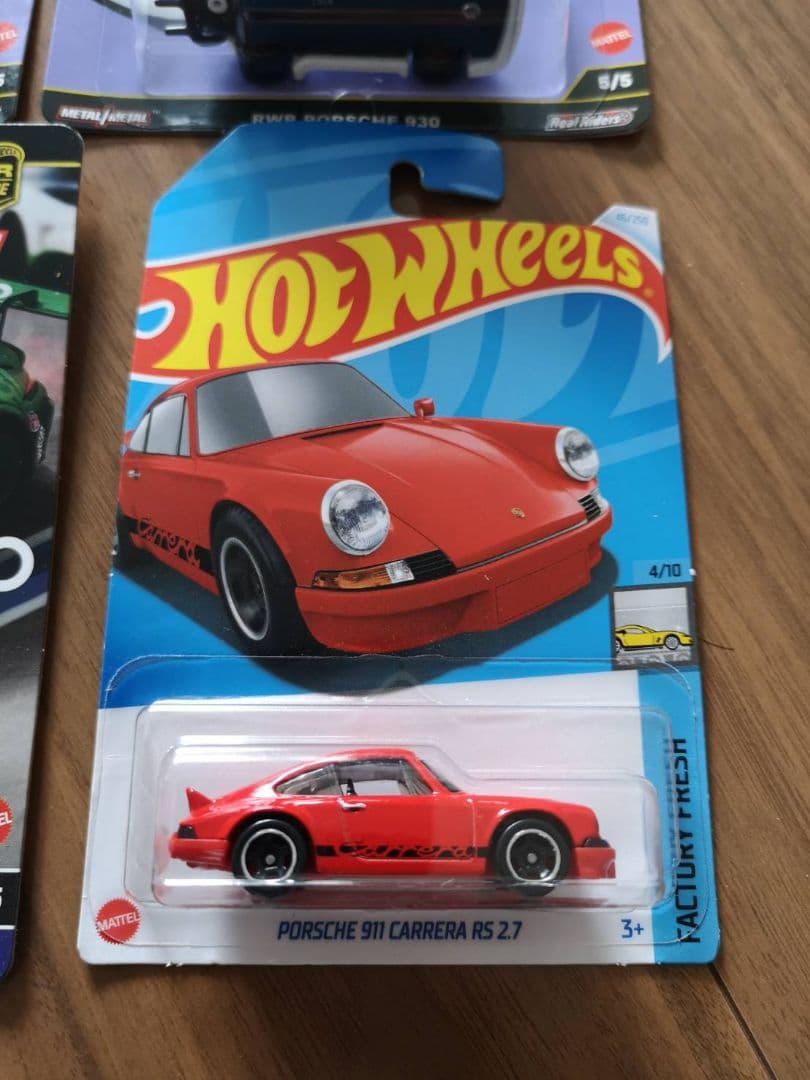 ホットウィール　RWBポルシェ930　REXYポルシェ911GT3 R