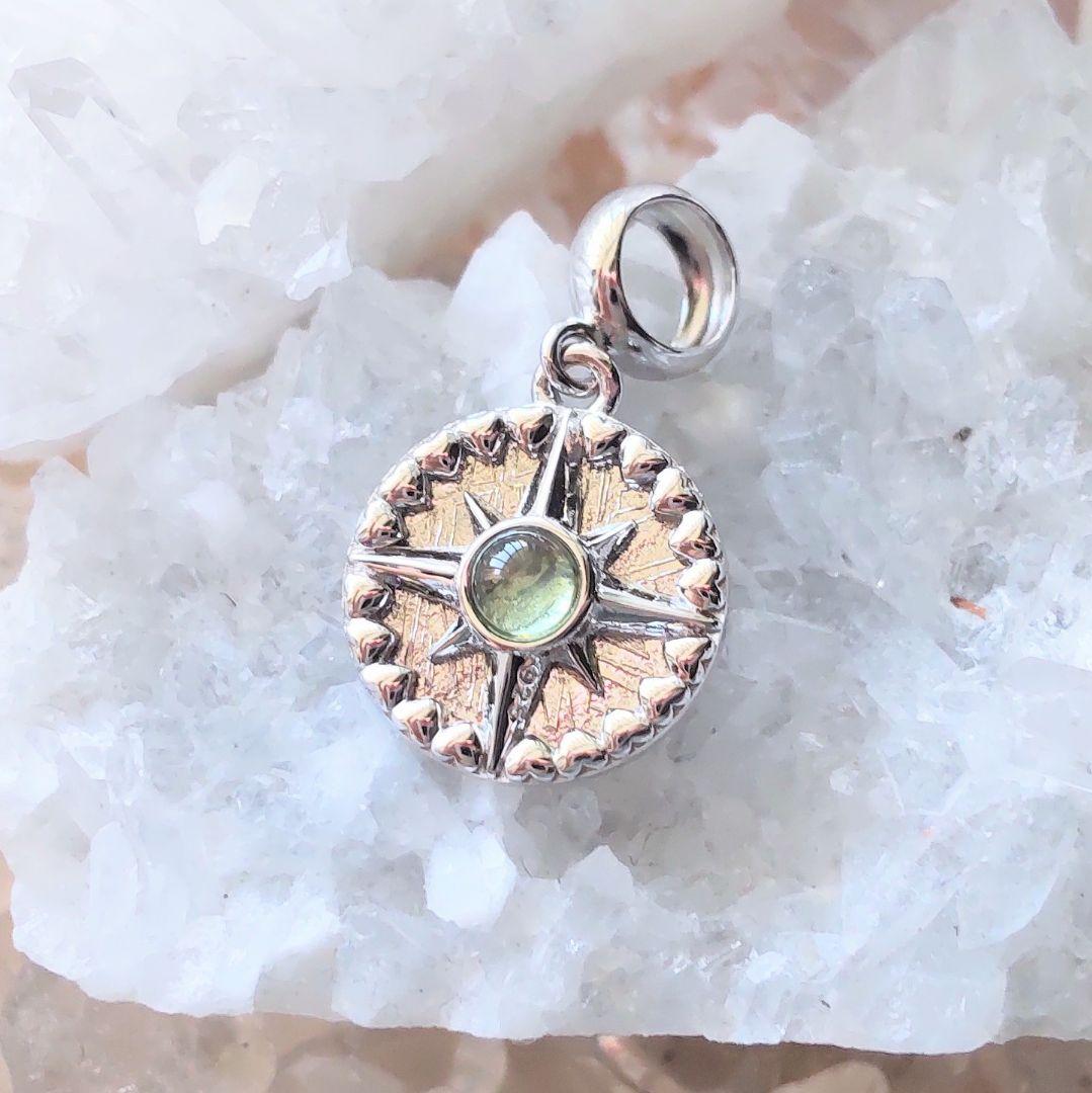 レア☆モルダバイト メテオライト シルバーカラー ネックレストップ