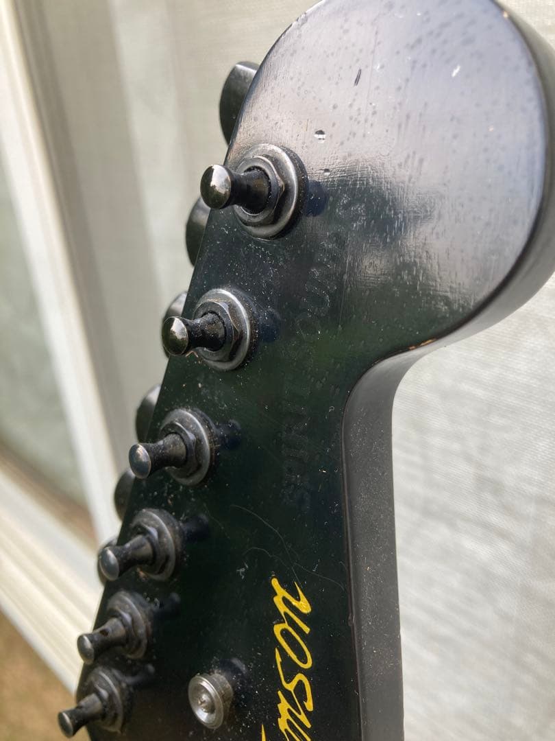 Tomson ブラック エレキギター ストラトキャスタータイプ