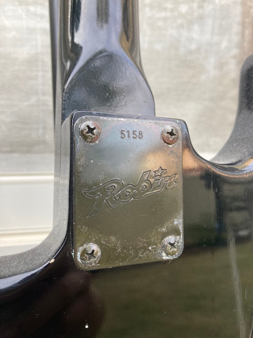 Tomson ブラック エレキギター ストラトキャスタータイプ