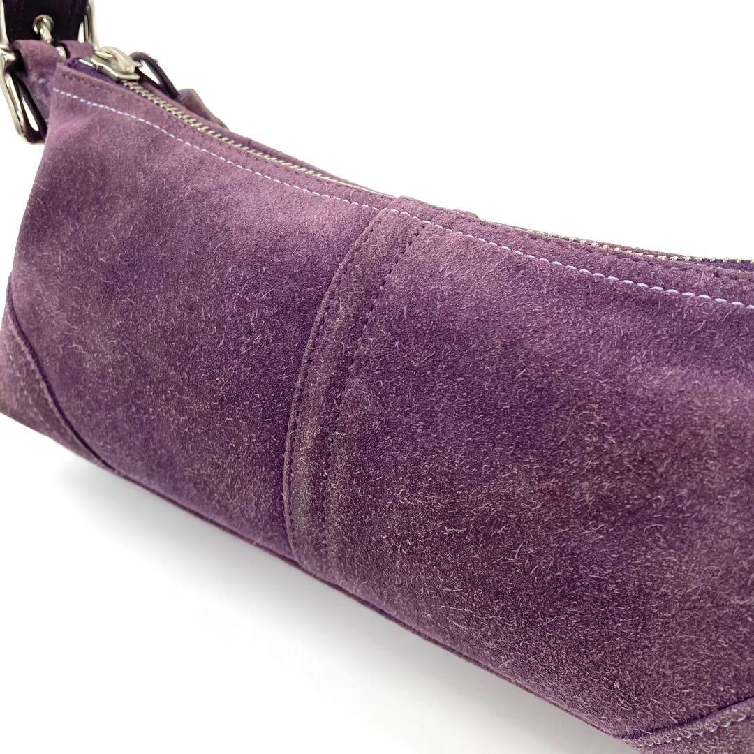 【希少】コーチ　アクセサリーポーチ　フリンジ　スエード　シグネチャー　パープル