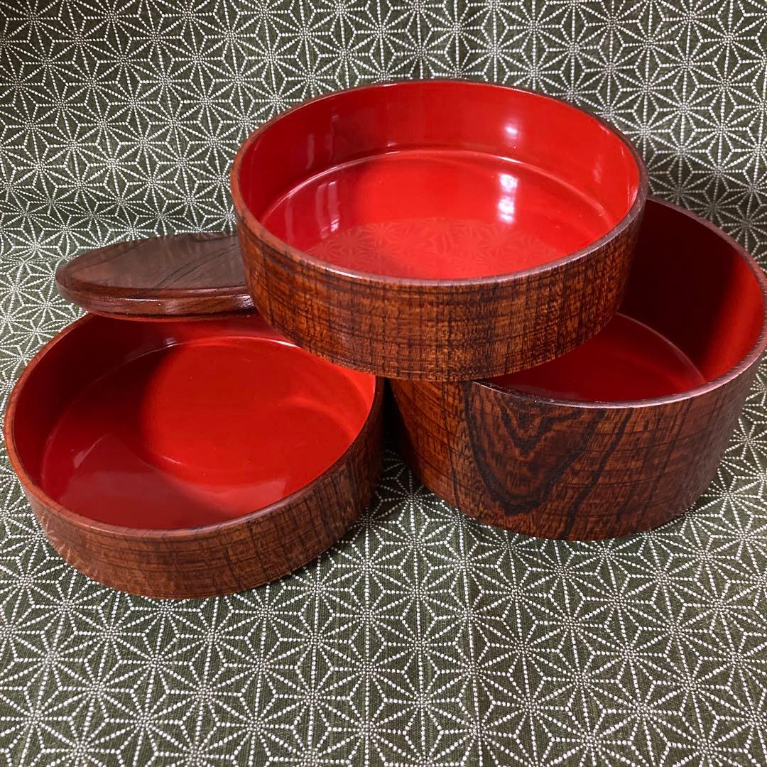 漆器 欅 三段重 弁当箱 くり抜き 朱塗り