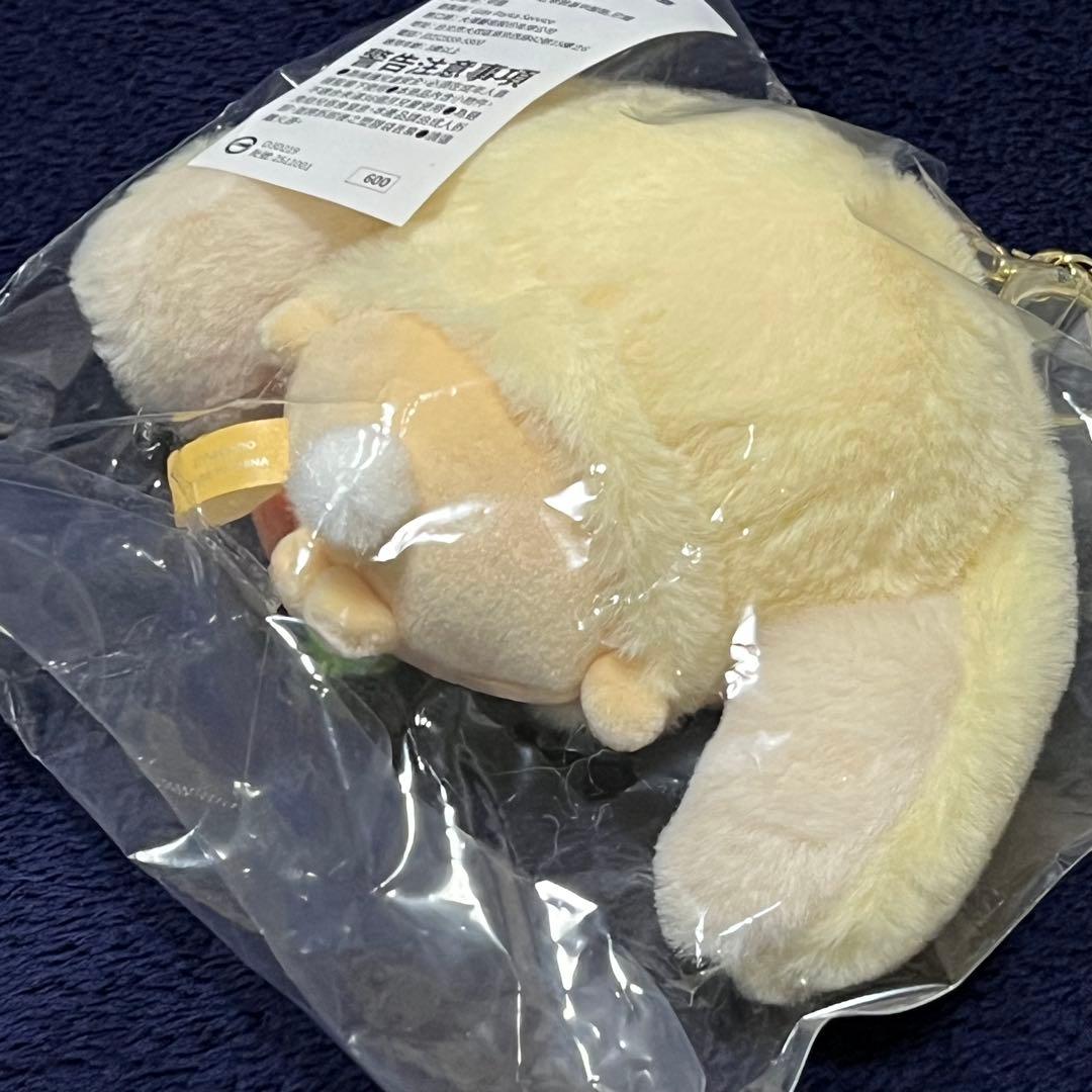 ちいかわ　台湾台北店限定　ロップイヤーなマスコット　うさぎ