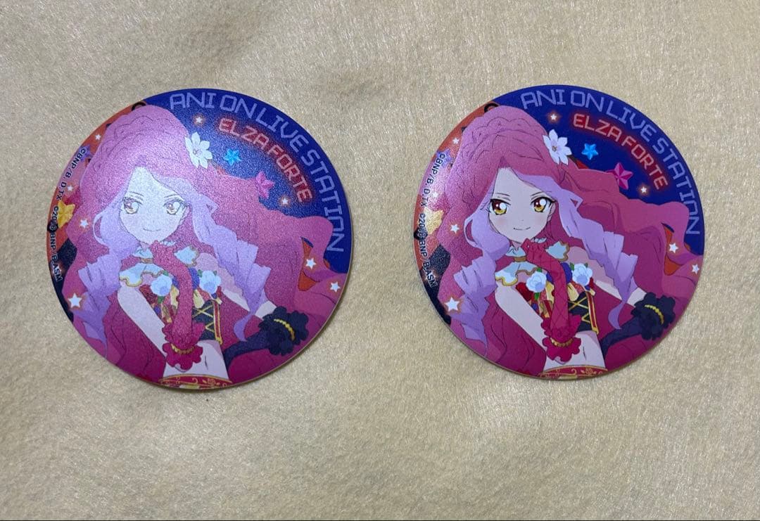 【65】アイカツスターズ　アニon マグバッジ　エルザ2個 65】アイカツスターズ アニon マグバッジ エルザ2個 65】アイカツ