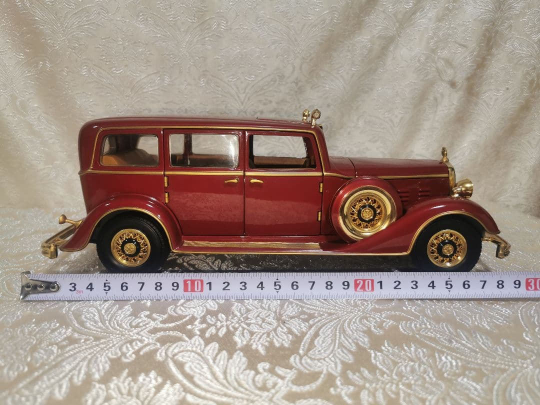 希少　サンスター　DELUXE TUDOR　1/18 キャデラック