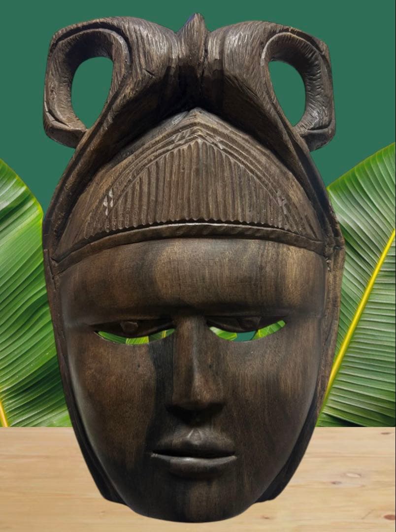 アフリカ セネガル 木彫 お面 マスク 黒檀 エボニー 祭祀 王冠 壁掛け