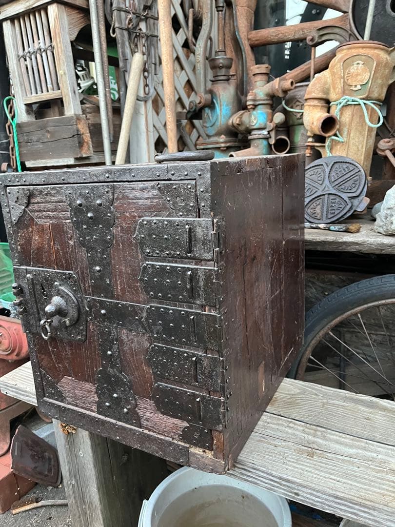 レトロ舟金庫、舟金庫、レトロ金庫、木製金庫、昭和レトロ金庫、舟箪笥