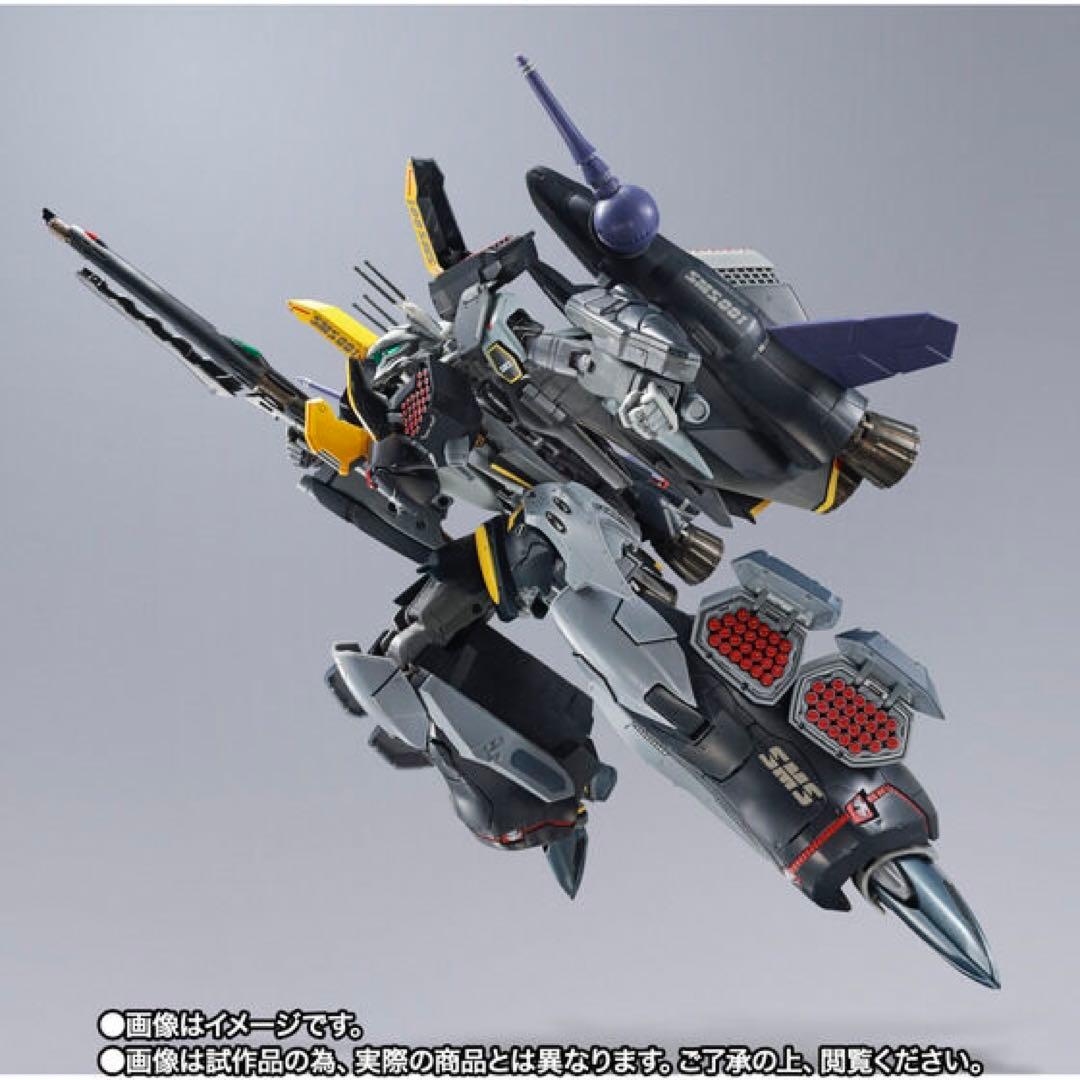 DX超合金 VF-25S アーマードメサイアバルキリー （オズマ・リー機）リバ…