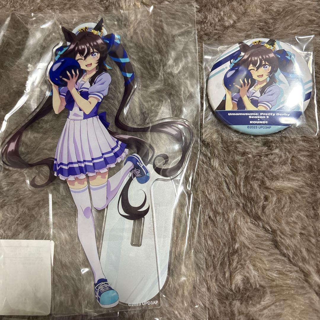 ウマ娘 ヴィブロス ラウンドワンコラボ アクリルスタンド 缶バッジ