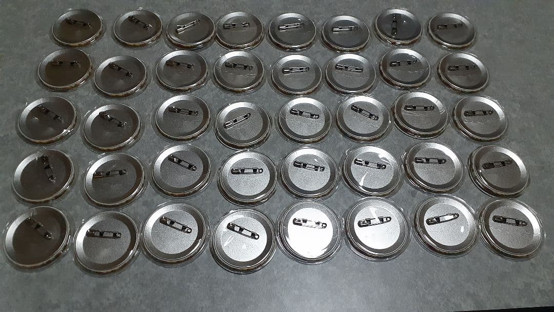 【1月12日まで値下げ】あんスタ 月永レオ フィーチャー缶バッジ 40点