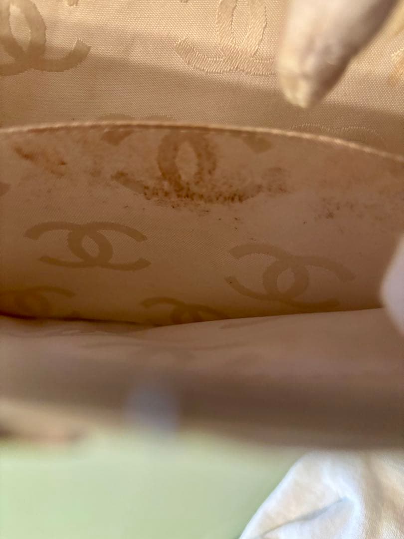 し*い様 CHANEL✨ベージュ キルティング ショルダーバッグ✨美品✨お値下げ