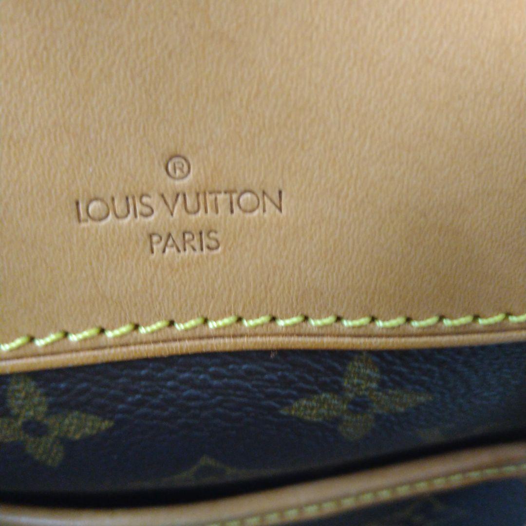 ルイ・ヴィトン モノグラム 南京錠バック　ドーヴィル