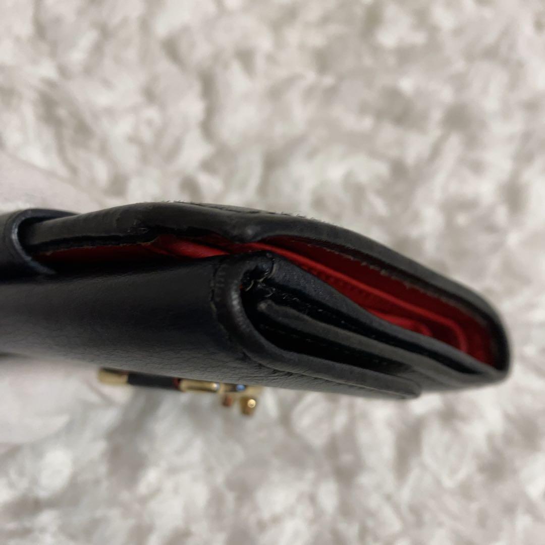 サルヴァトーレフェラガモ 2つ折り財布 ガンチーニ 金具 レザー ブラック