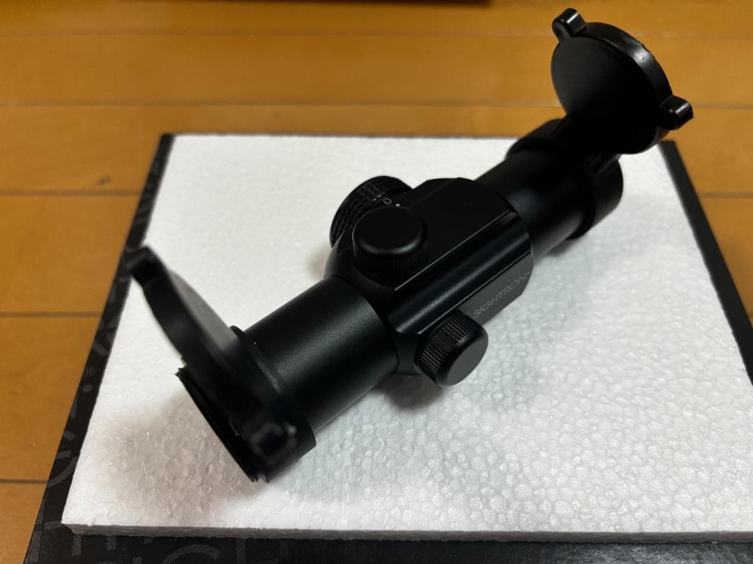 SIGHTRON SD-30X 光学サイト、L型ハイマウントⅡ