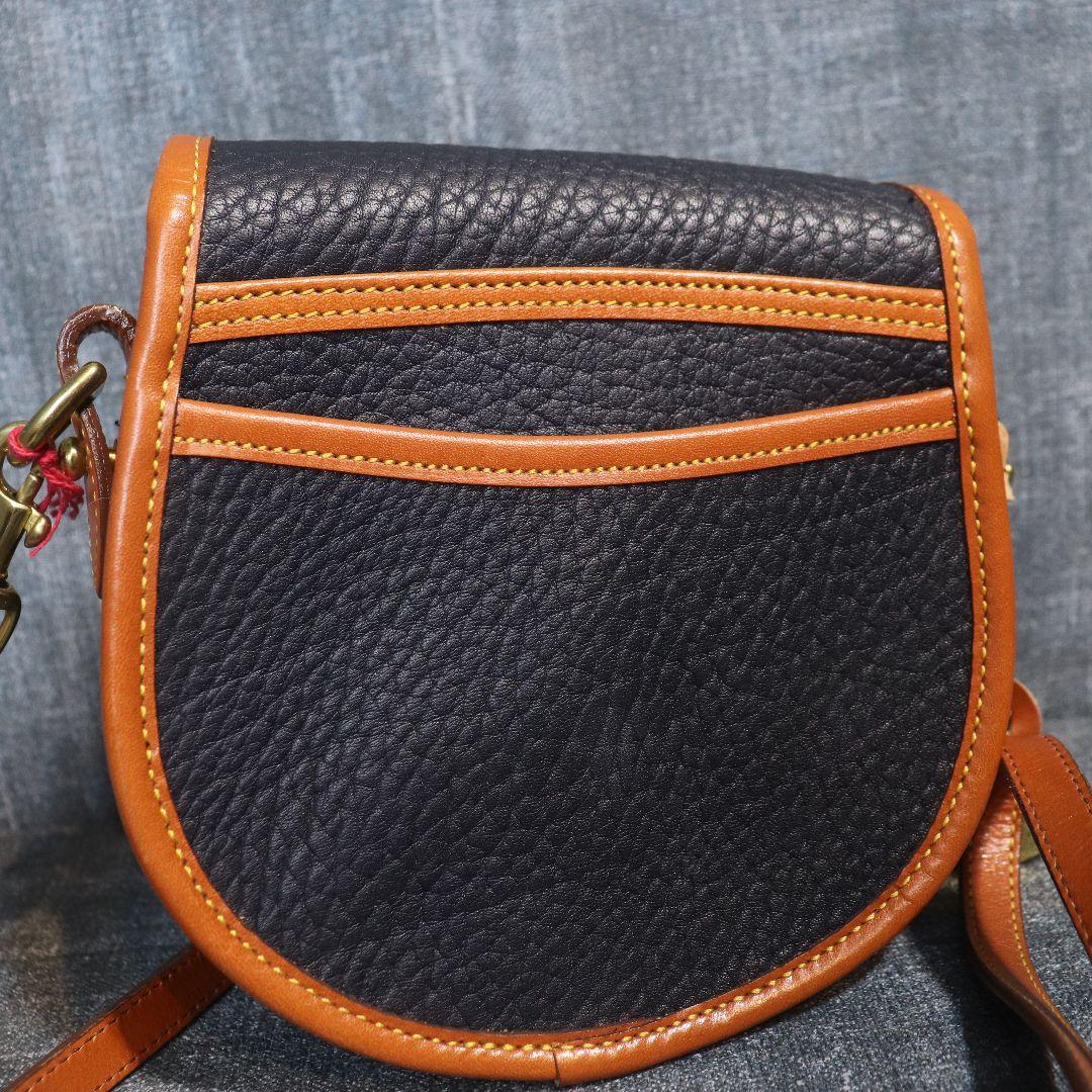 未使用 Dooney&Bourke デカロゴ タグ付 ショルダーバッグ