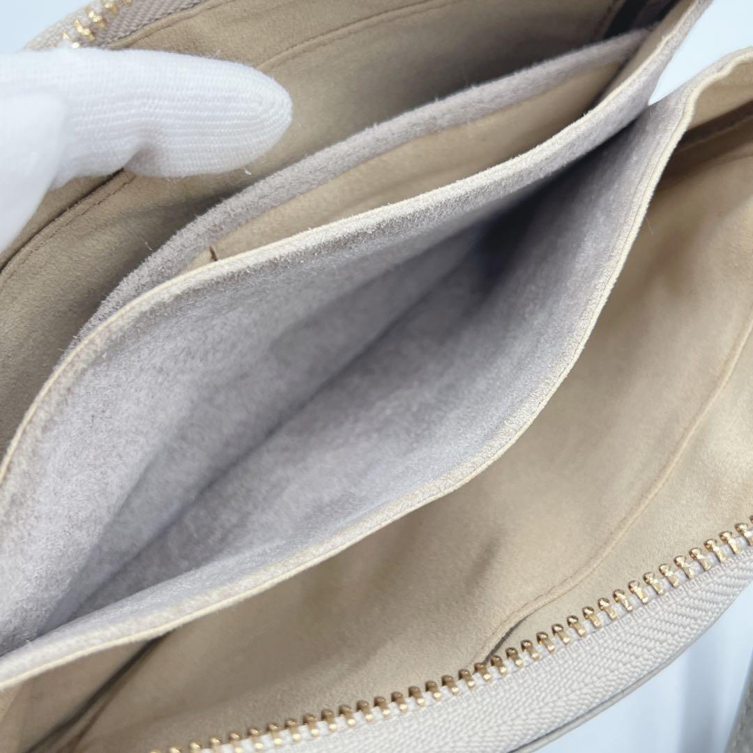 美品✨ATAO オフィスブーブー ショルダー ウォレット グレージュ