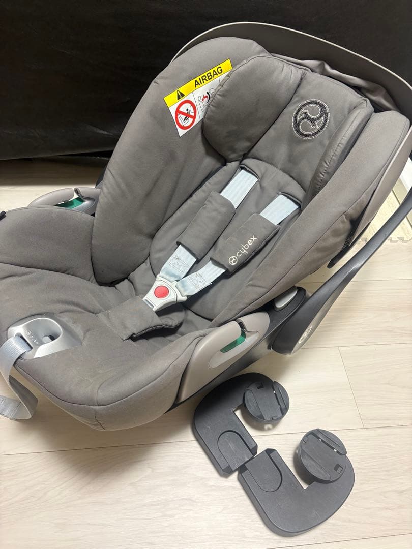cybex チャイルドシート グレー 取り付け用アダプター トラベルシステム