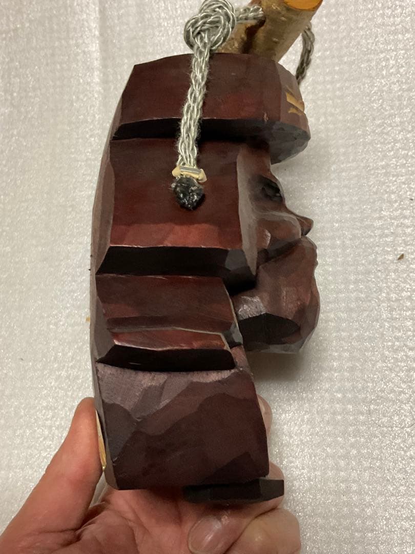 中年コロポックル・エカシ壁掛け人形。【1978年／阿寒湖のユーカラ堂で