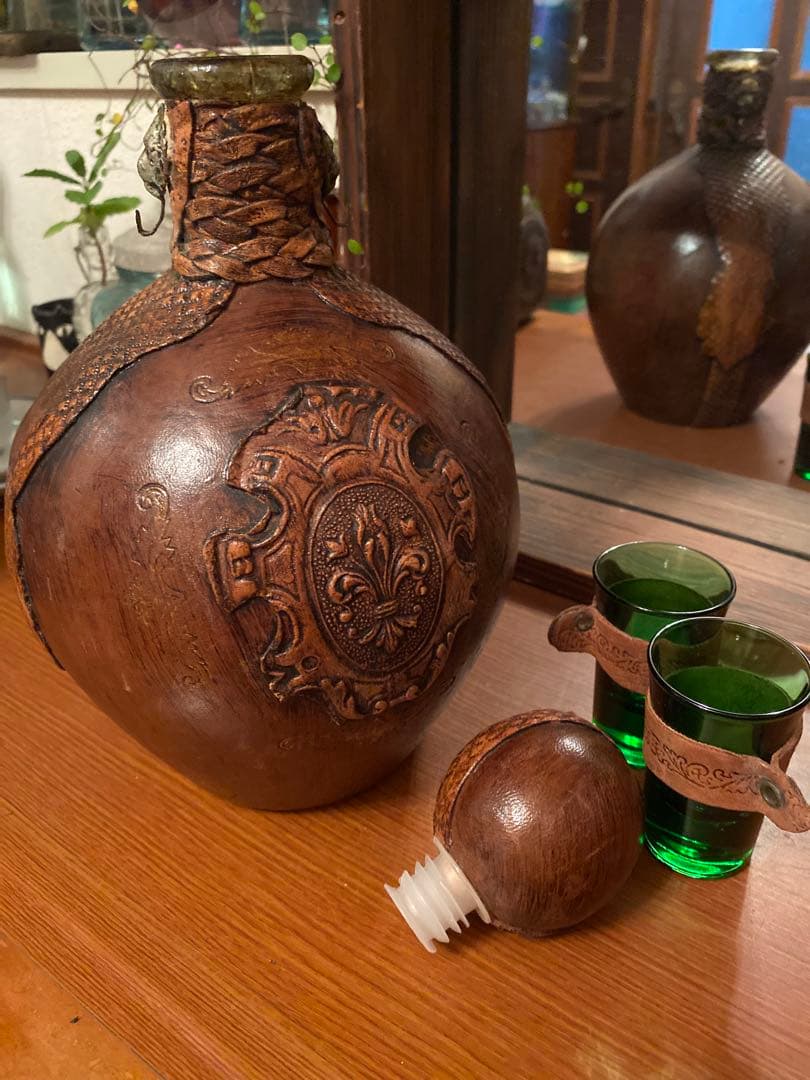 革張り Italy 瓶 ビン グラス付き アンティーク イタリア製 空瓶 骨董