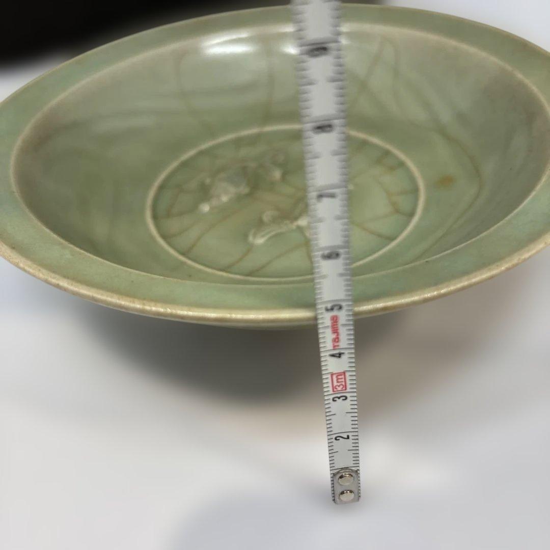 金魚浮彫り 緑色平皿