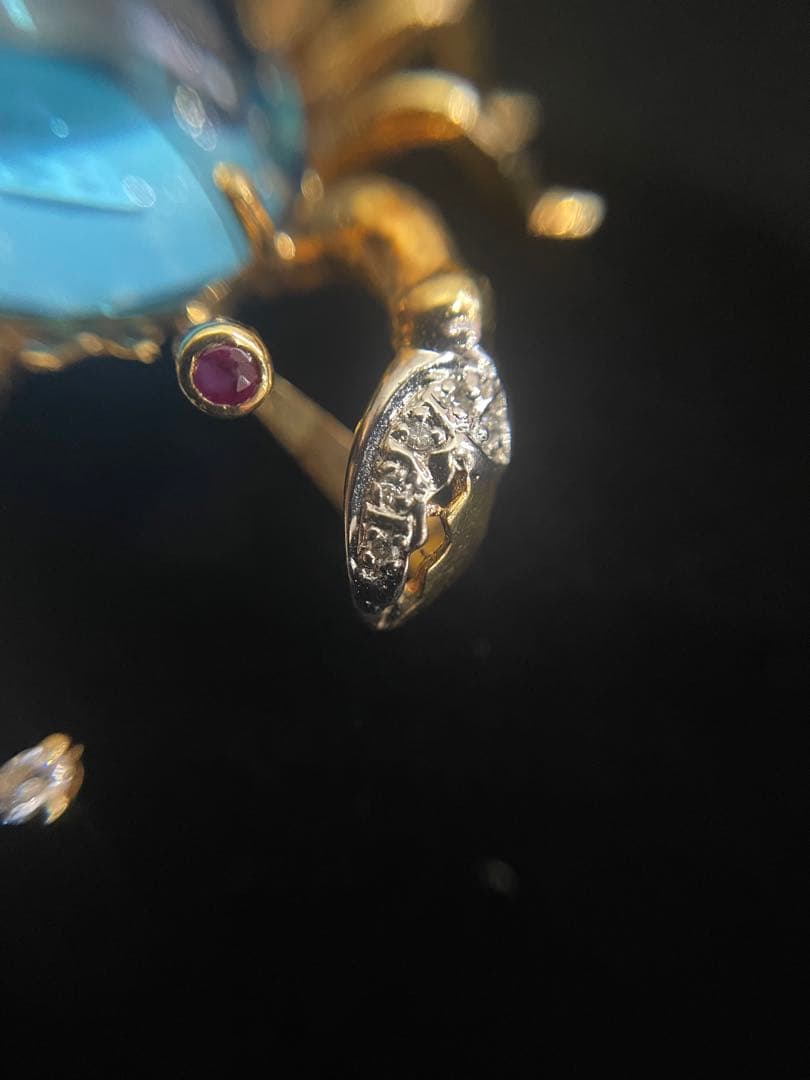 ポンテヴェキオ　カニ　18金　ブローチ　ブルートパーズ　ダイヤ　7.4g