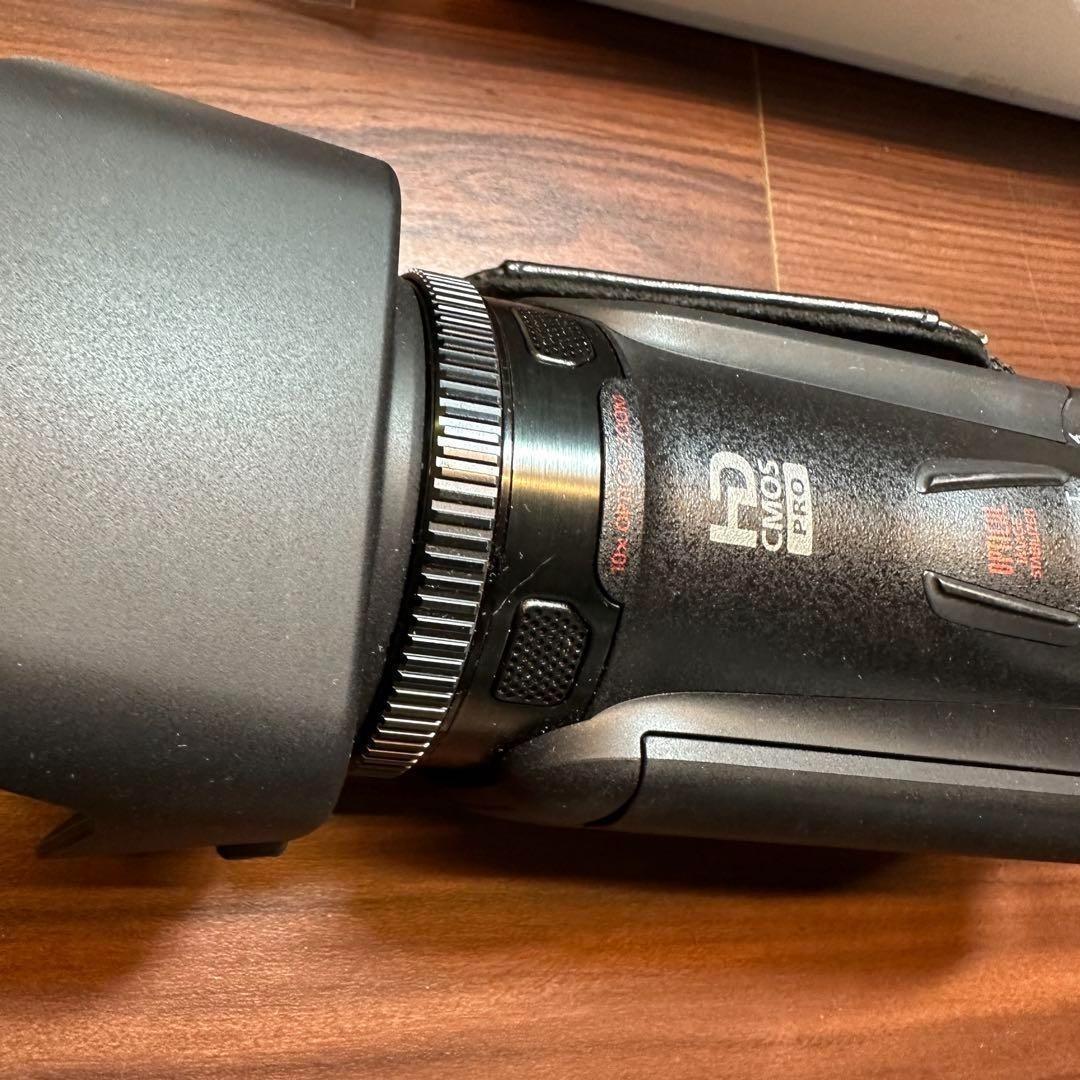 Canon IVIS フルハイビジョンビデオカメラ HF G20 2461