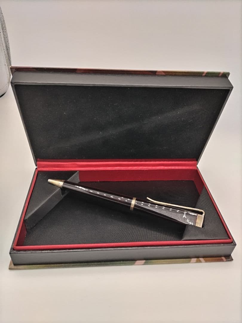 スイス製モンブラン限定品 作家シリーズ フランツ• カフカのボールペン