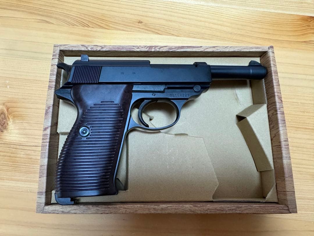 P38 ガスガン 木製柄ボックス付き