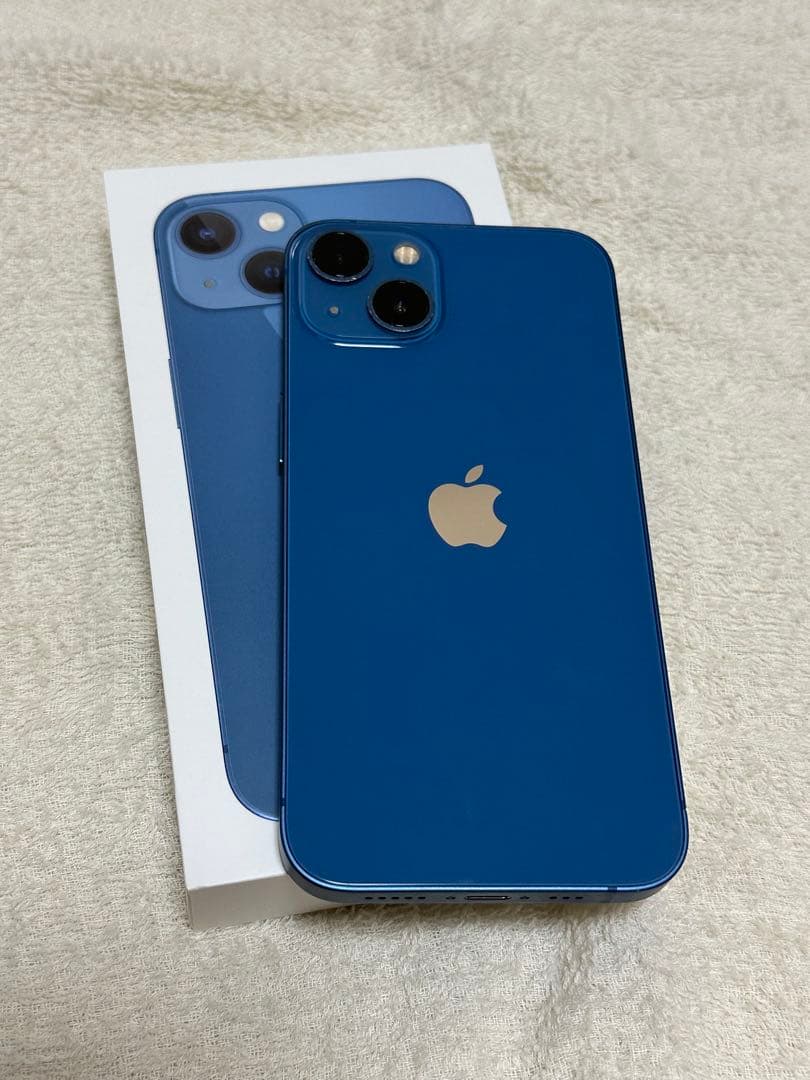 Apple iPhone 13