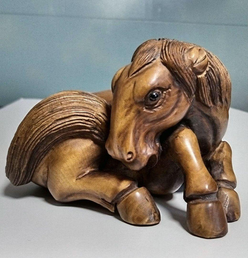 馬　オブジェ　置物　根付け　ツゲ　木彫り 　大サイズ　骨董　アンティーク 馬 置物 高級天然ツゲ木彫り 美術工芸品 彫刻 飾り物 コレクション