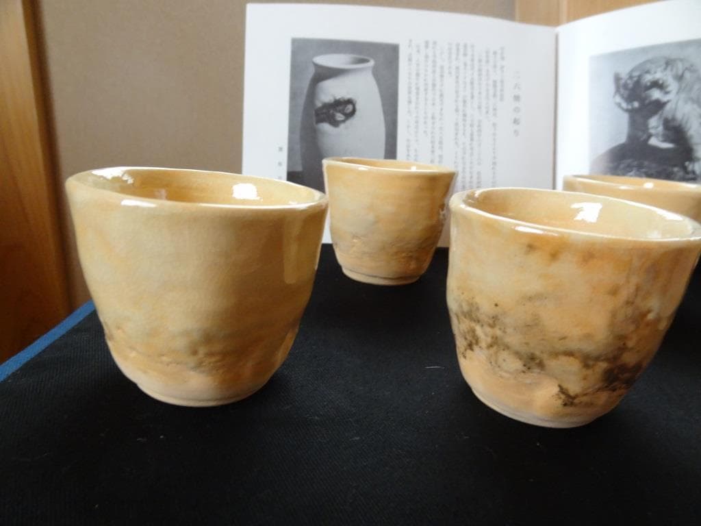 二六焼 白釉茶器三つ揃 煎茶器 霊芝摘 宝瓶 急須 茶碗 楽山焼 水月焼